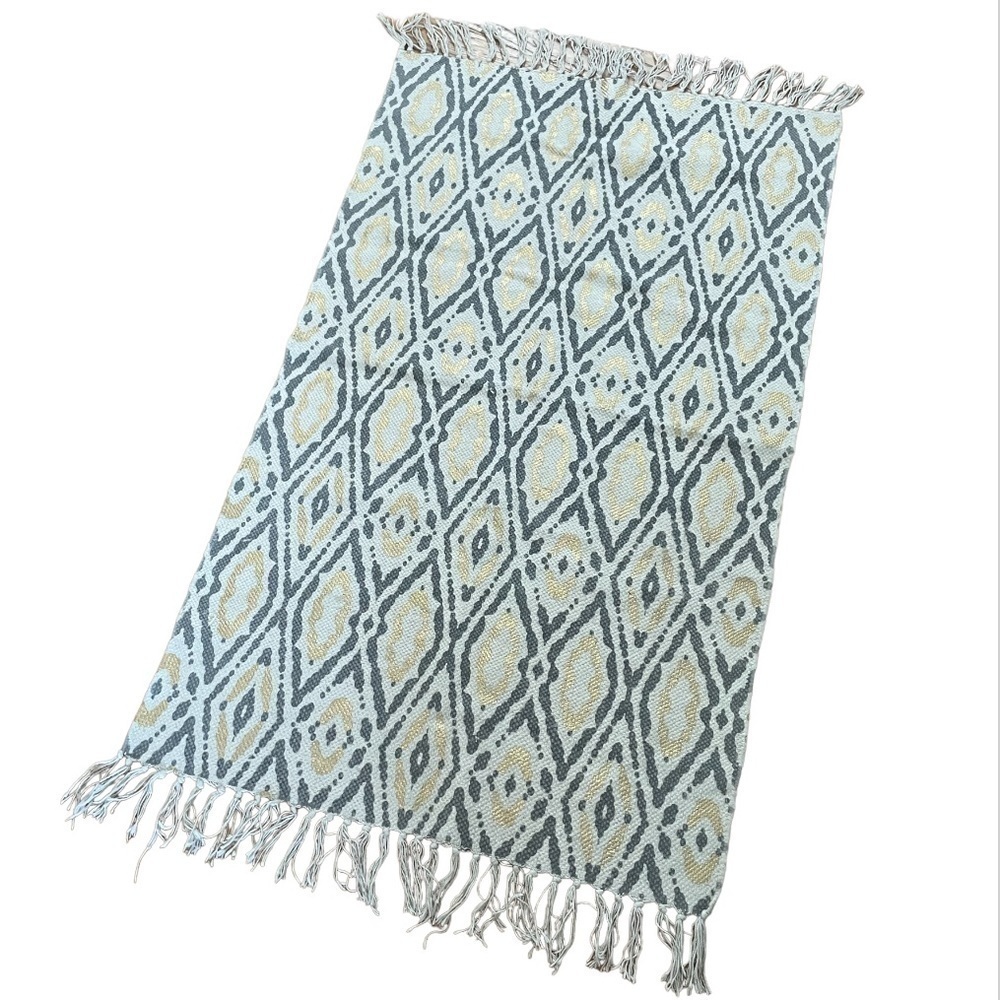 Woven Textured Diamond Runner Fringe Rug